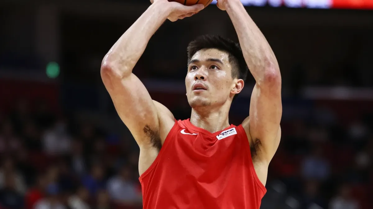 Detroit Pistons face overpay questions after signing Kevin Huerter to a three-year, $27 million deal