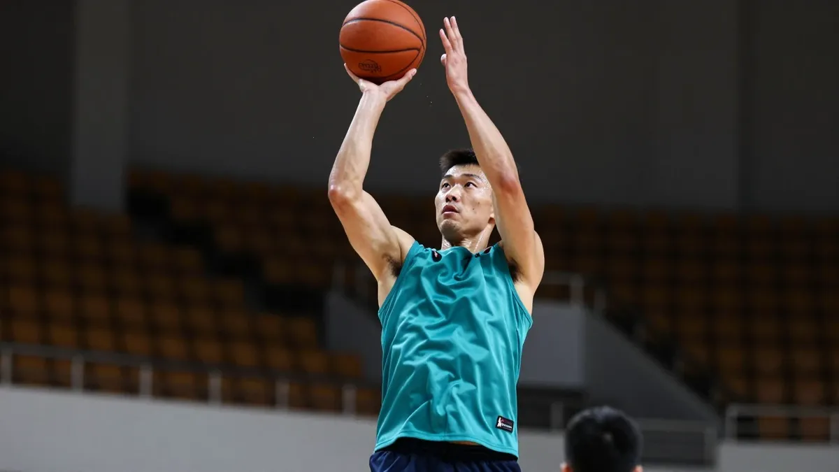 Detroit Pistons add sharpshooter Isaiah Joe for two future second-round picks, a move that could solve their spacing woes...